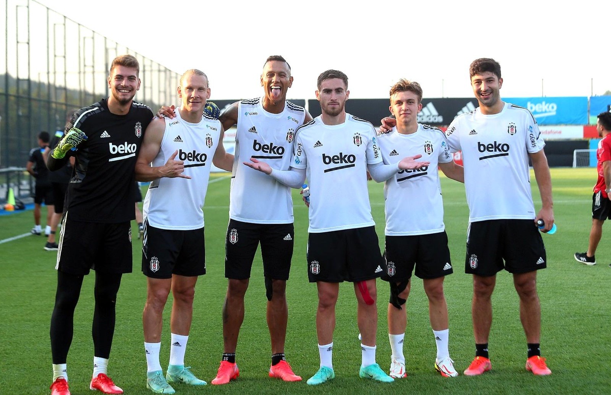 Beşiktaş, kondisyon ve taktik çalıştı