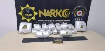 Kamyonun kasasında 22,5 kilo esrar ele geçirildi