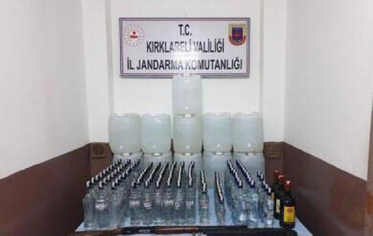 Son Dakika | Kırklareli merkezli 3 ilde \'sahte içki\' operasyonu: 3 gözaltı
