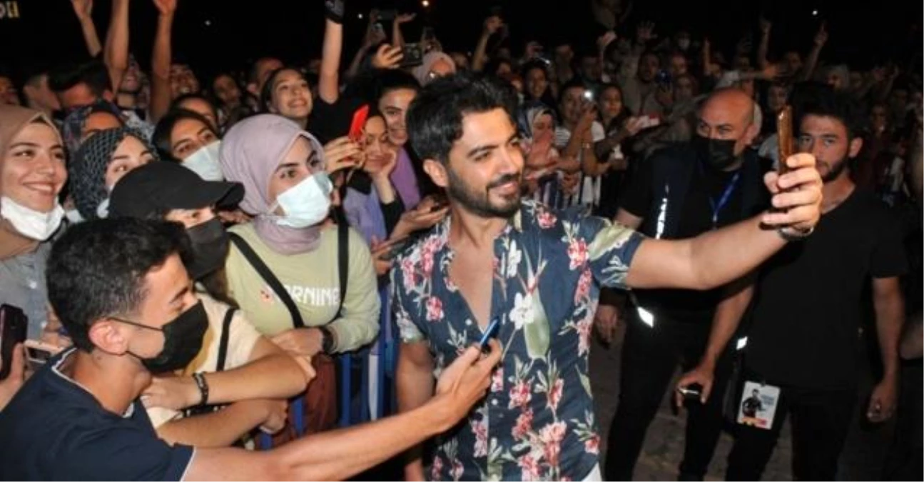 Ünlü şarkıcı Yusuf Güney gözaltına alındı