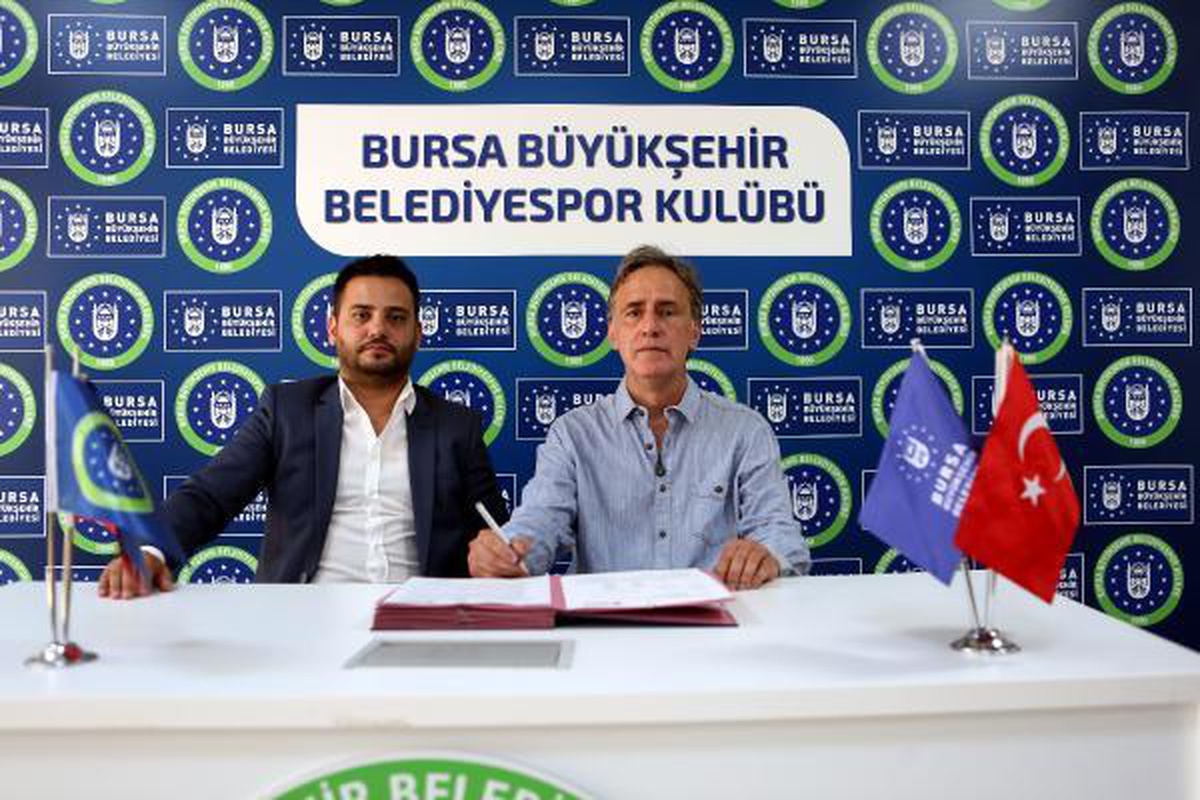 Bursa Büyükşehir Belediyespor Kadın Basketbol Takımı\'nın başına Aydın Uğuz getirildi