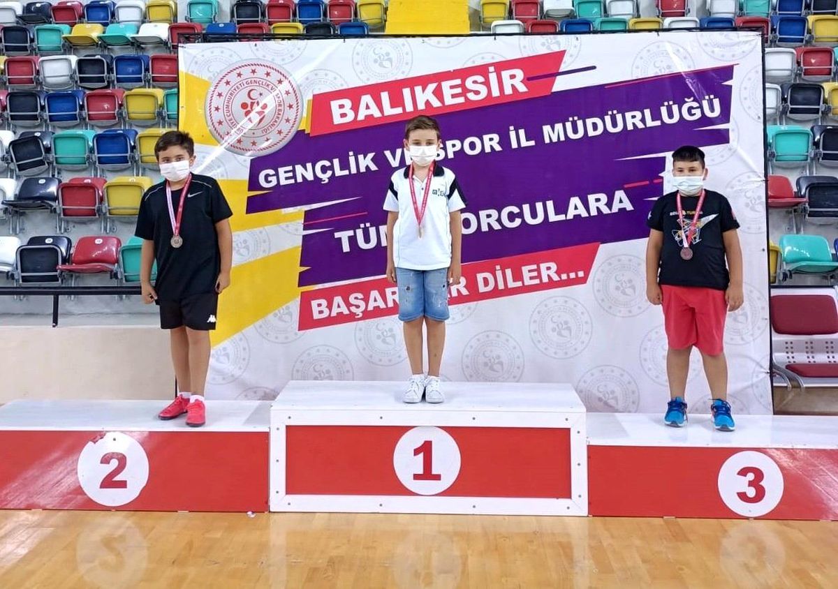 Erdekli Gökay, satrançta Balıkesir il birincisi