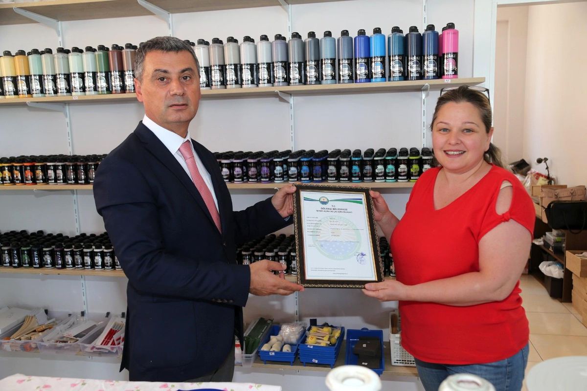 Gölbaşı Belediye Başkanı Şimşek\'ten yeni iş yeri açan esnafa hayırlı olsun ziyareti