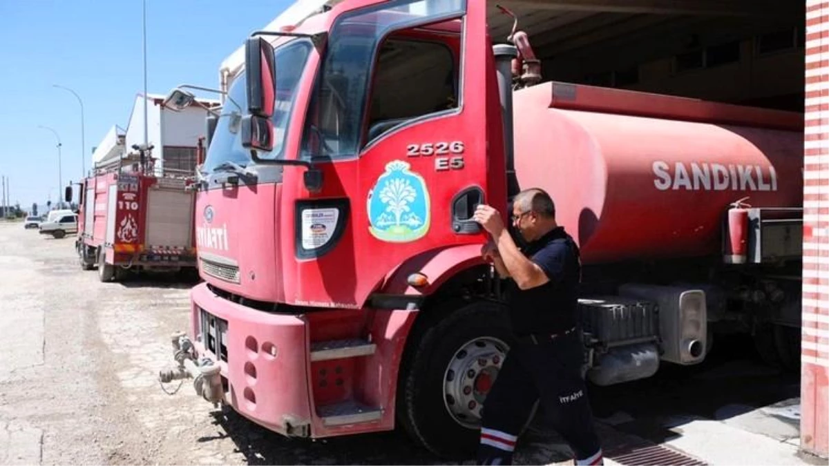 Son dakika haber! Sandıklı itfaiyesi Isparta yangınına destek için gitti