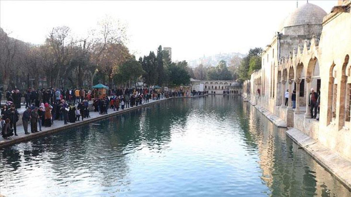 Şanlıurfa Eyyübiye Belediyesi\'nde 133 Suriyeli mültecinin işe alındığı iddiası