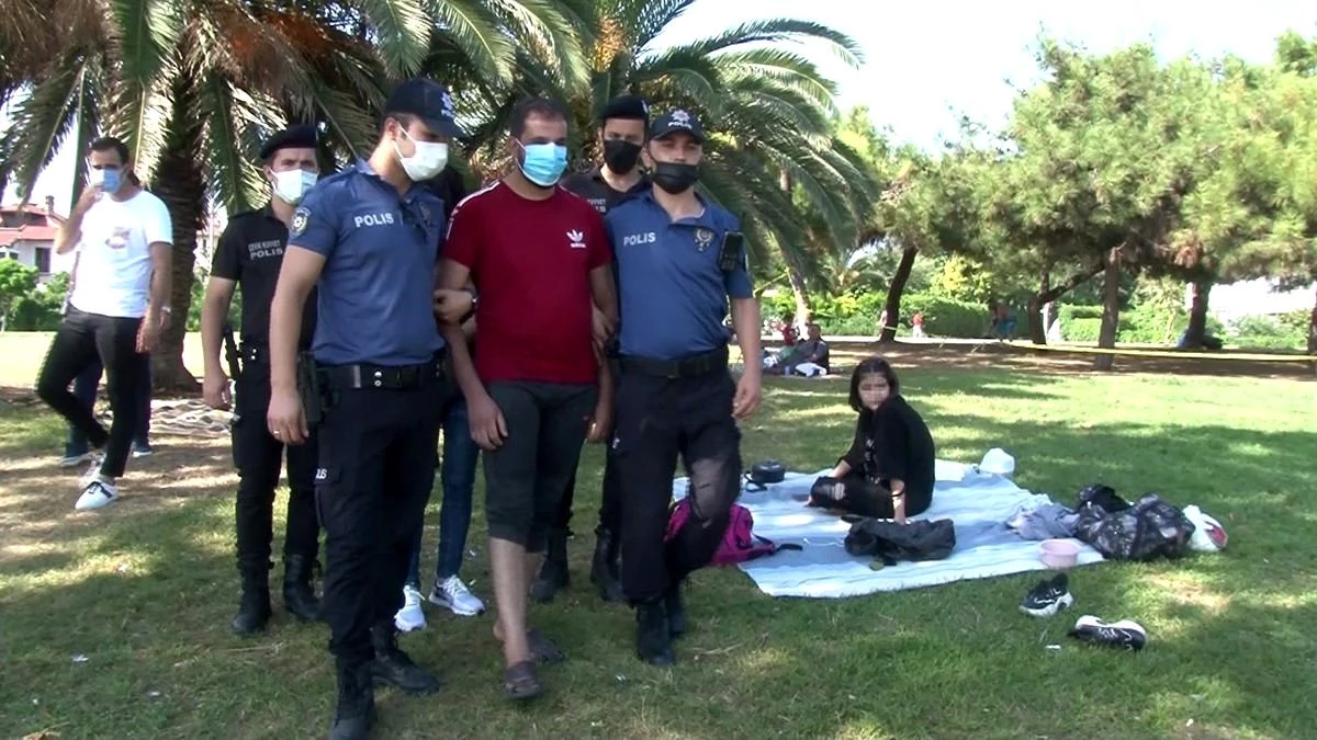 Yeşilköy sahilde denetim: 3 kaçak göçmen yakalandı