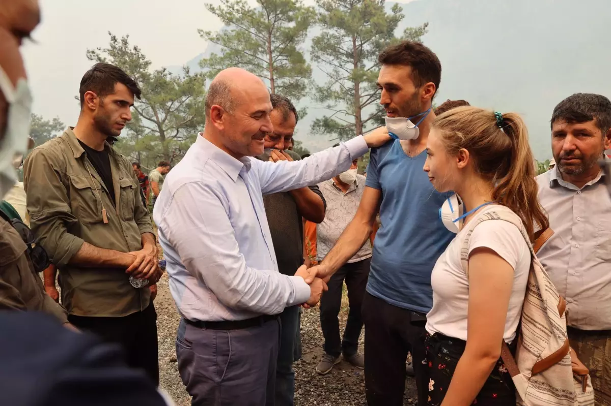 Son dakika haberleri | Bakanlar Soylu, Pakdemirli ve Dönmez, Marmaris\'te yangın söndürme çalışmalarını inceledi