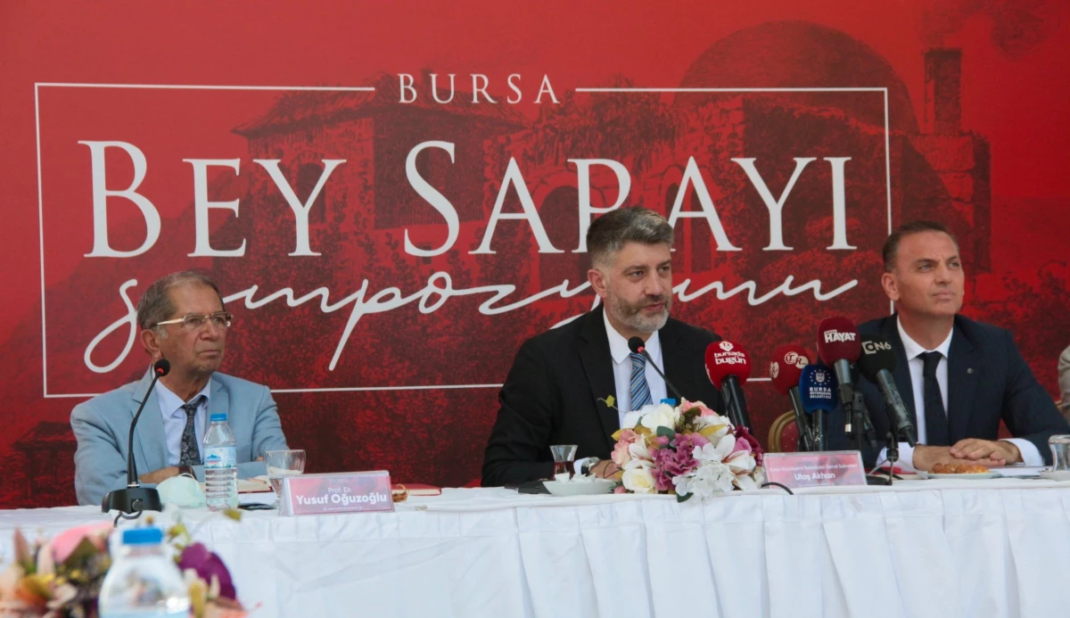 Bursa Bey Sarayı Sempozyumu başladı