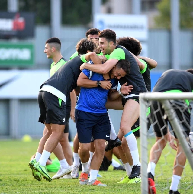 Bursaspor'da Adanaspor maçı hazırlıkları devam ediyor