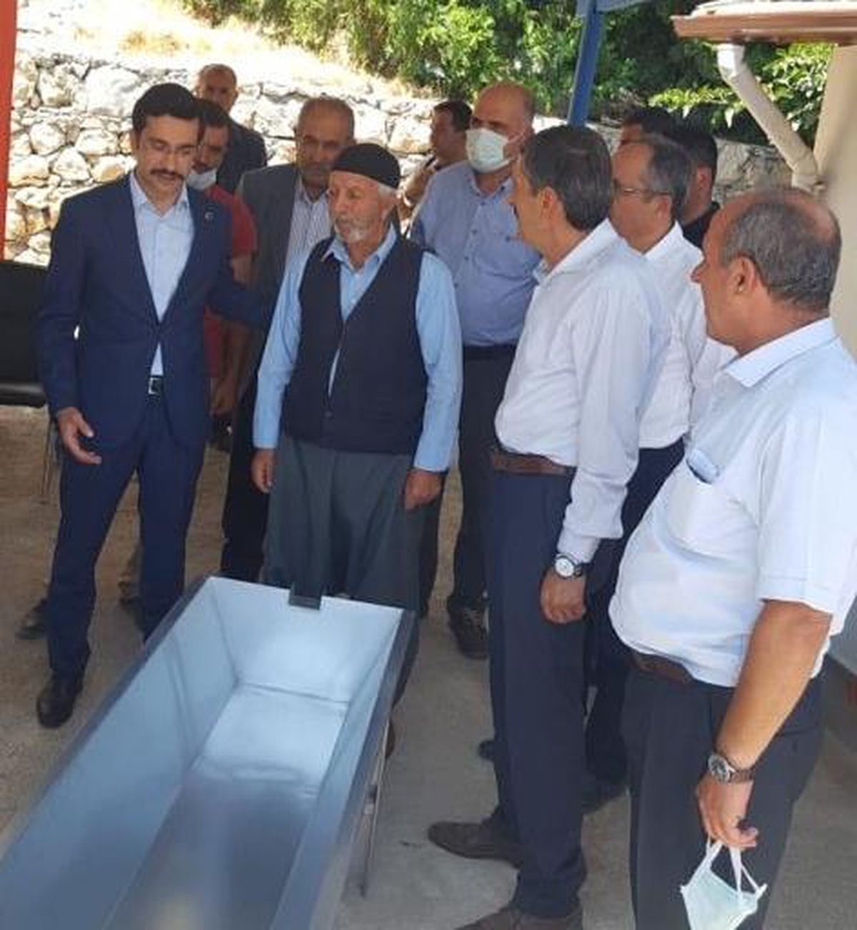 Malatya\'da küçükbaş hayvan yetiştiricilerine sıvat ile kırkım makinesi verildi