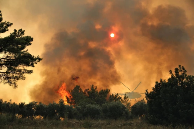 Orman yangınları ile mücadele eden Antalya'ya yağmur müjdesi