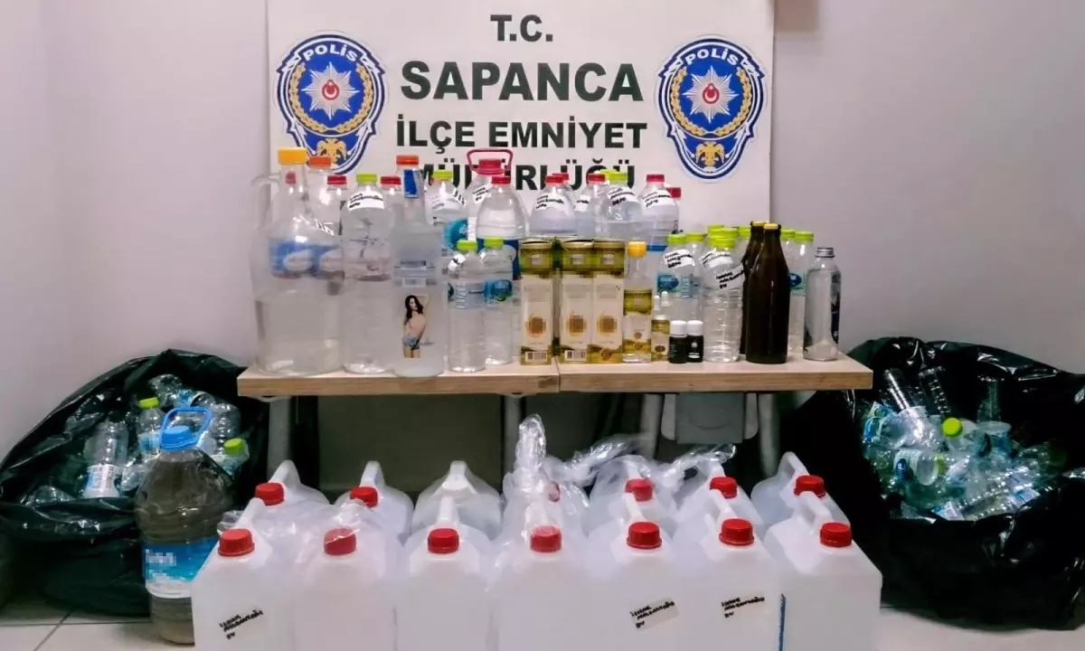 Sakarya\'da sahte içki operasyonu: 85 litre etil alkol yakalandı