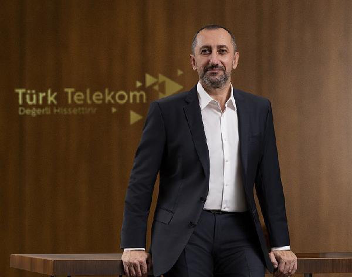 Türk Telekom Üst Yöneticisi Ümit Önal: "Hasarların telafisi için tüm imkanlarımızı seferber ettik"