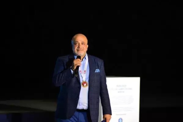 Adana Demirspor'da coşkulu kupa töreni Adana Demirspor'da coşkulu kupa töreni