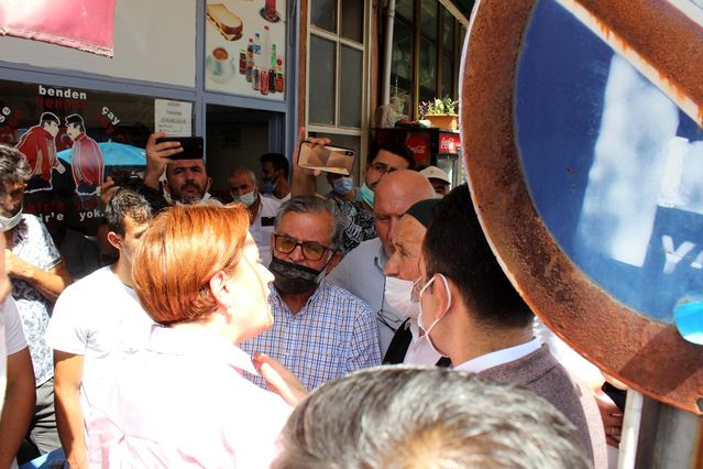 Vatandaşla tartışan Akşener küplere bindi: Hakkımı helal etmiyorum, haram olsun hepinize Vatandaşla tartışan Akşener küplere bindi: Hakkımı helal etmiyorum, haram olsun hepinize