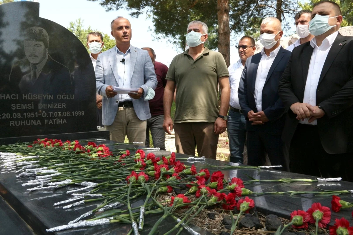 GMİS Eski Genel Başkanı Şemsi Denizer, mezarı başında anıldı
