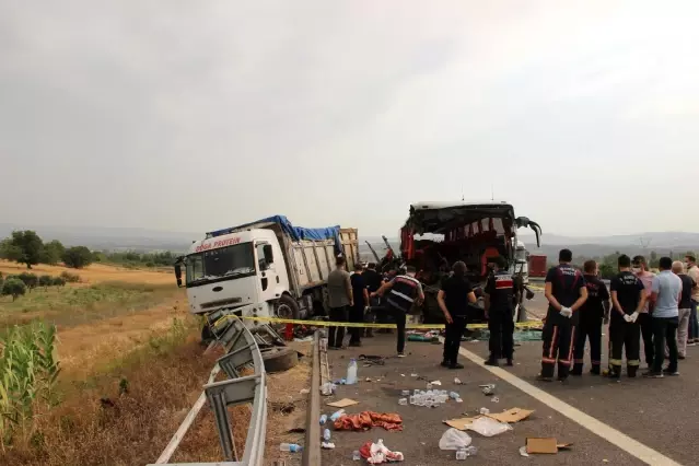 Son dakika haber! Manisa'da 6 kişinin öldüğü otobüs kazasından kurtulan yaralı konuştu