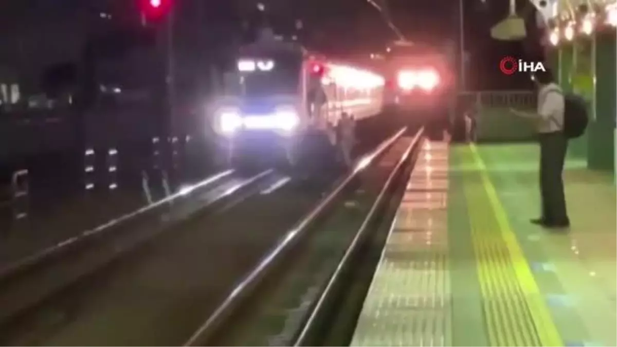 Tokyo metrosunda bıçaklı saldırı: En az 10 yaralı