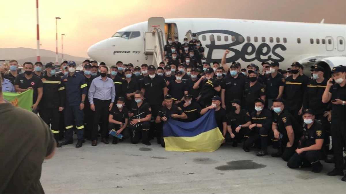 Ukrayna, Yunanistan\'ın orman yangınlarıyla mücadelesine destek için 100 itfaiyeci gönderdi