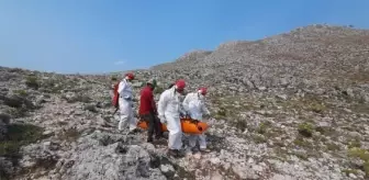 Yaylada mahsur kalan korona şüphelisi çift, ambulans helikopterle alındı
