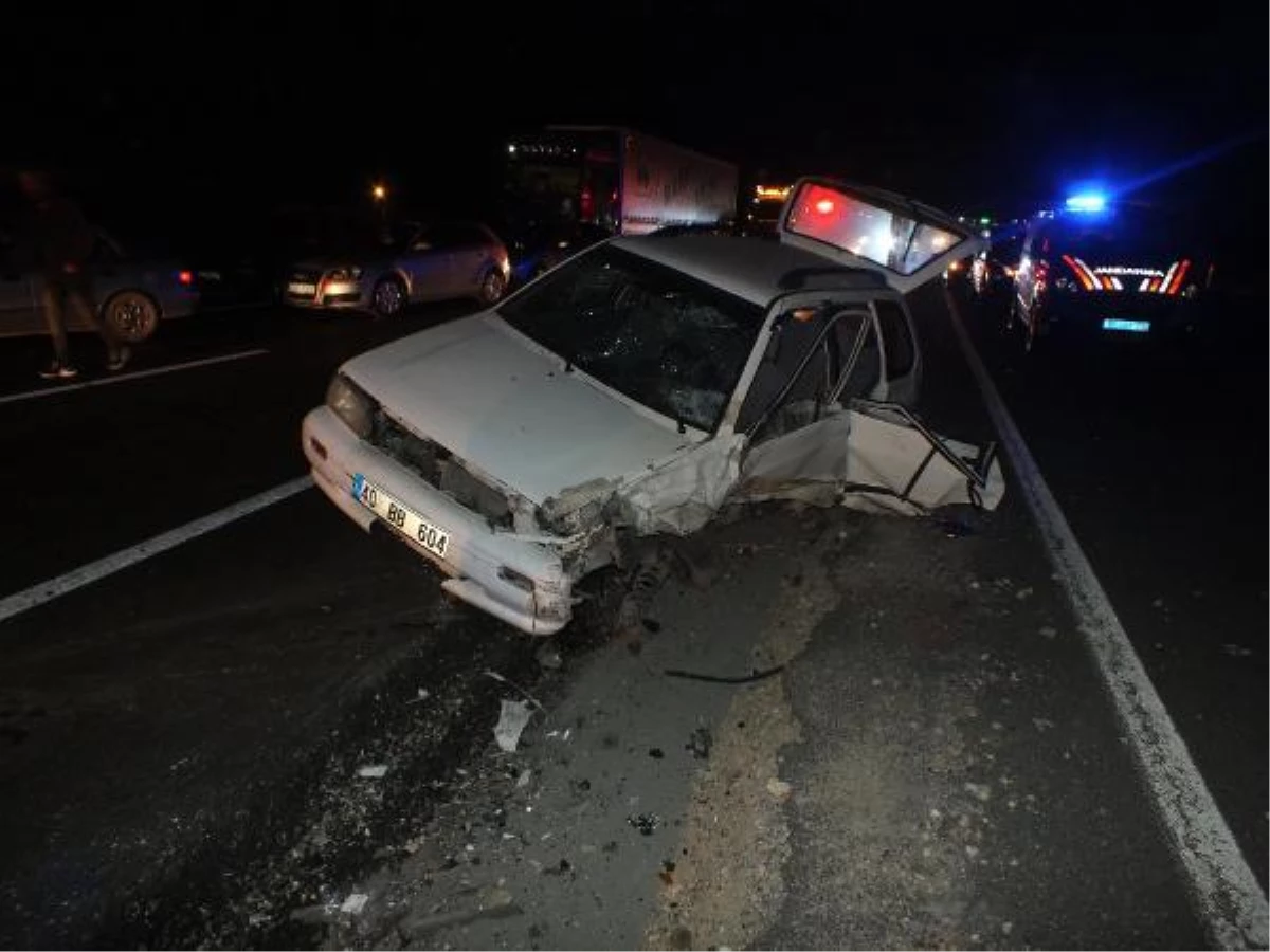 Yozgat\'ta 4 otomobilin karıştığı kazada 7 kişi yaralandı