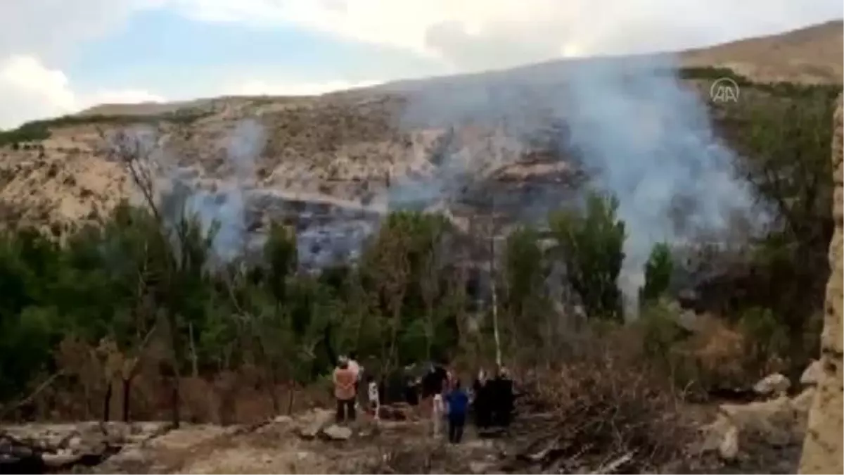 Otluk alanda çıkan yangın yerleşim yerlerine sıçramadan söndürüldü