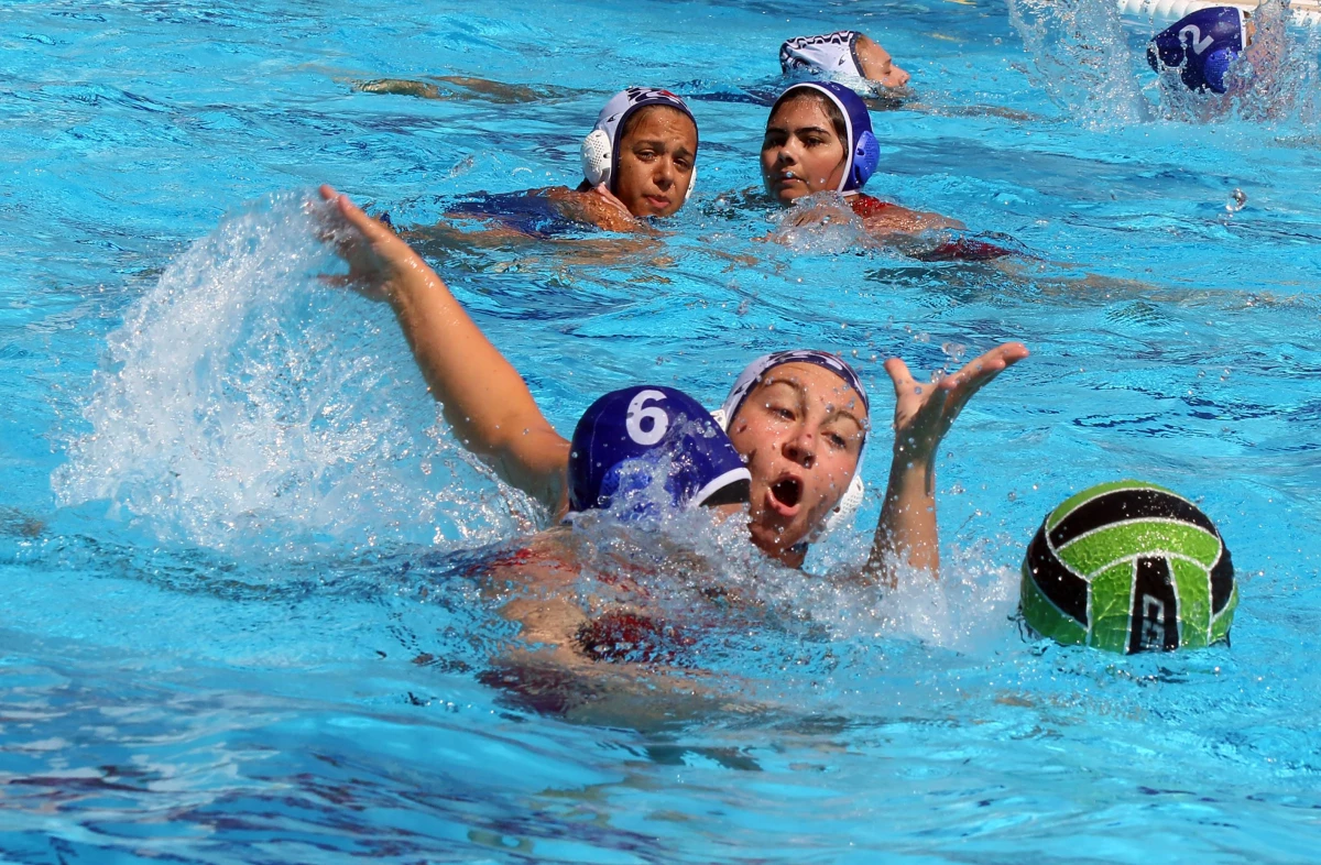 Su topunda Kadınlar Türkiye Kupası\'nı İzmir Büyükşehir Belediyespor kazandı