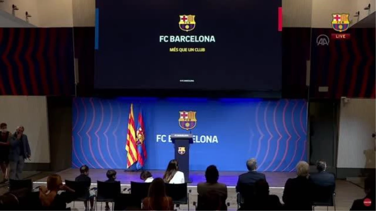 Son dakika haberi... BARSELONA - Messi, Barcelona\'ya gözyaşlarıyla veda etti