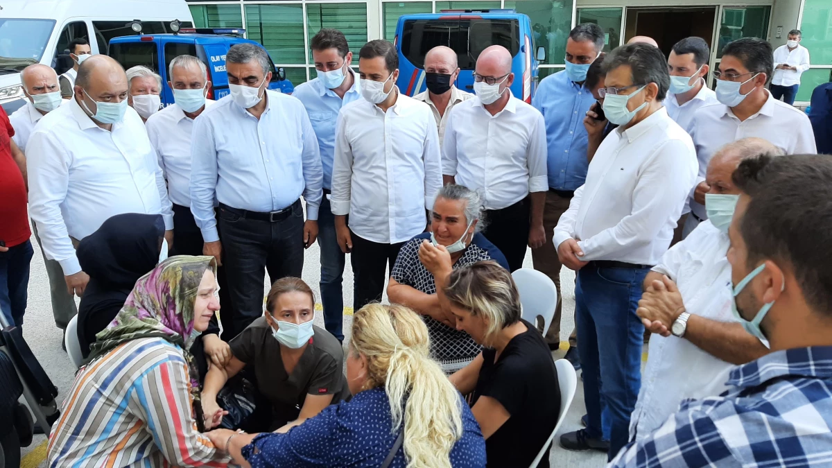 BALIKESİR - CHP Genel Başkan Yardımcısı Akın, yolcu otobüsü kazasında yaralananları ziyaret etti