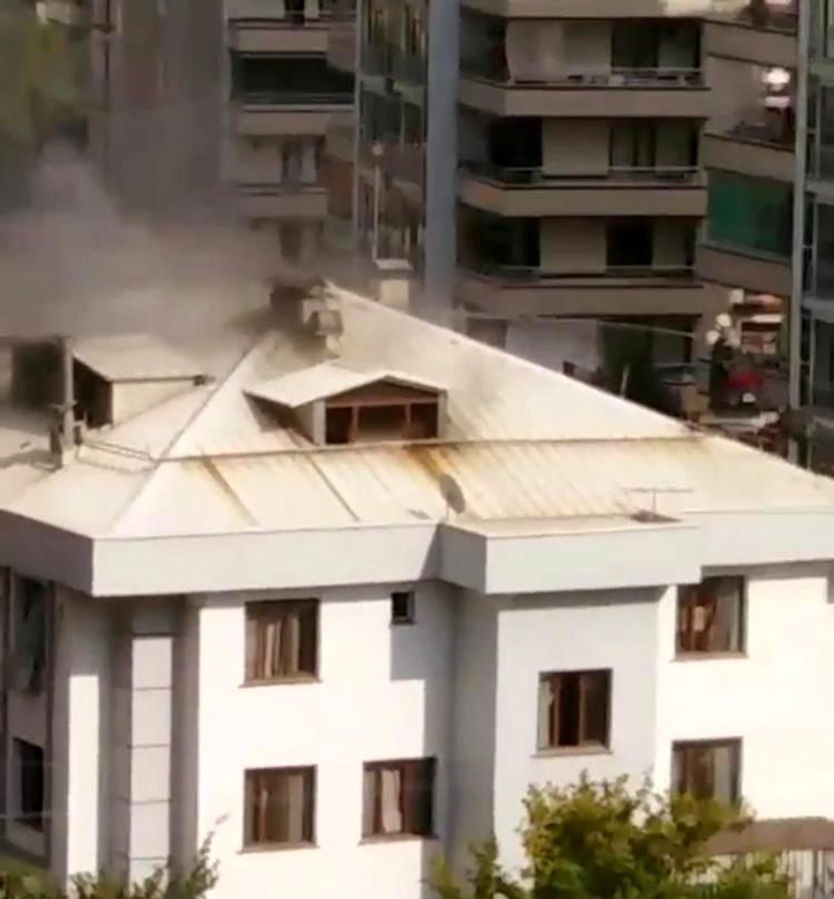 Son dakika haber: Diyarbakır\'da korkutan yangın