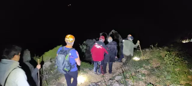 Rize`de yaylada mahsur kalan 4 kii kurtarld