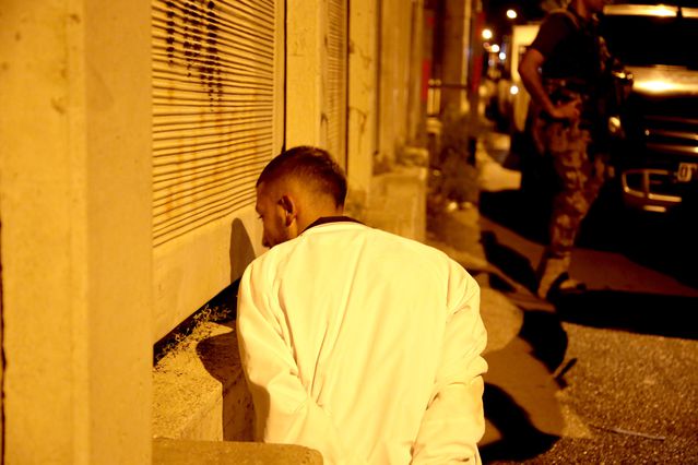Polisin dur ihtarına uymayarak kaçan iki kişiden biri kovalamaca sonucu yakalandı