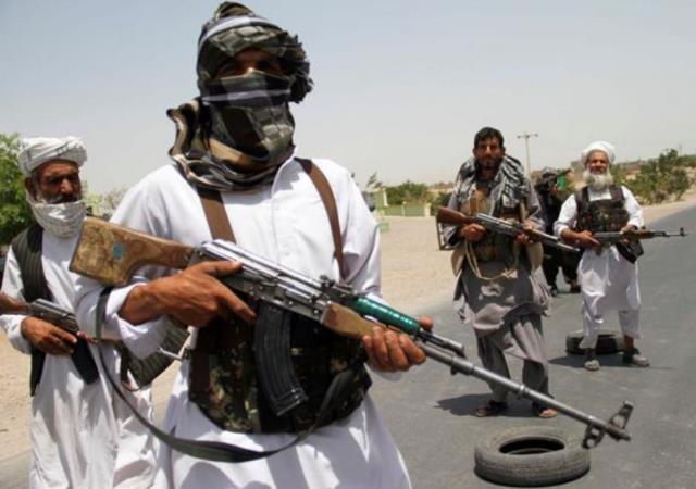 Afganistan'da 5 kenti ele geçiren Taliban, hapishanelerde bulunan tüm suçluları serbest bırakmaya başladı