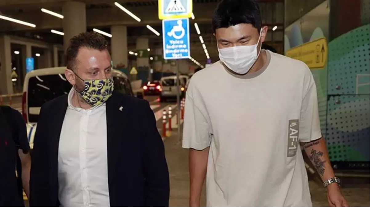 Şaşırtan fedakarlık! Kim Min-Jae, Fenerbahçe\'ye gelebilmek için büyük parayı istemedi