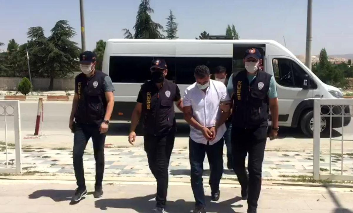 Dolandırıcılıktan aranan 3 kişi polisten kaçamadı