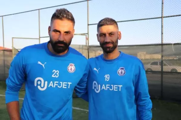 SPOR Futbolcu kardeşlerin yolu aynı takımda kesişti