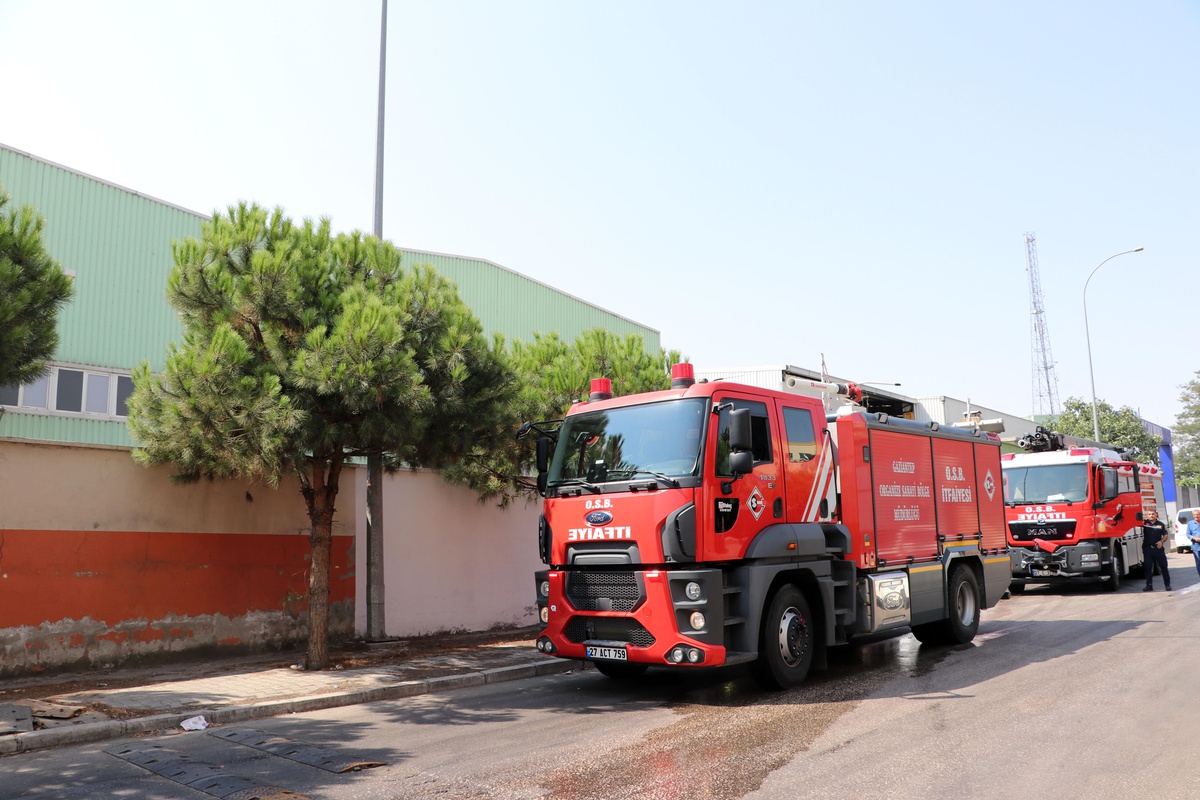Gaziantep\'te tahin fabrikasında çıkan yangın hasara neden oldu