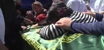 Otobüs kazasında ölen ikinci şoför memleketi Yalova'da toprağa verildi