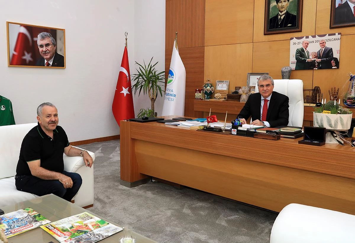 Türkiye\'nin Lahey Büyükelçisi Dişli\'den Başkan Yüce\'ye ziyaret