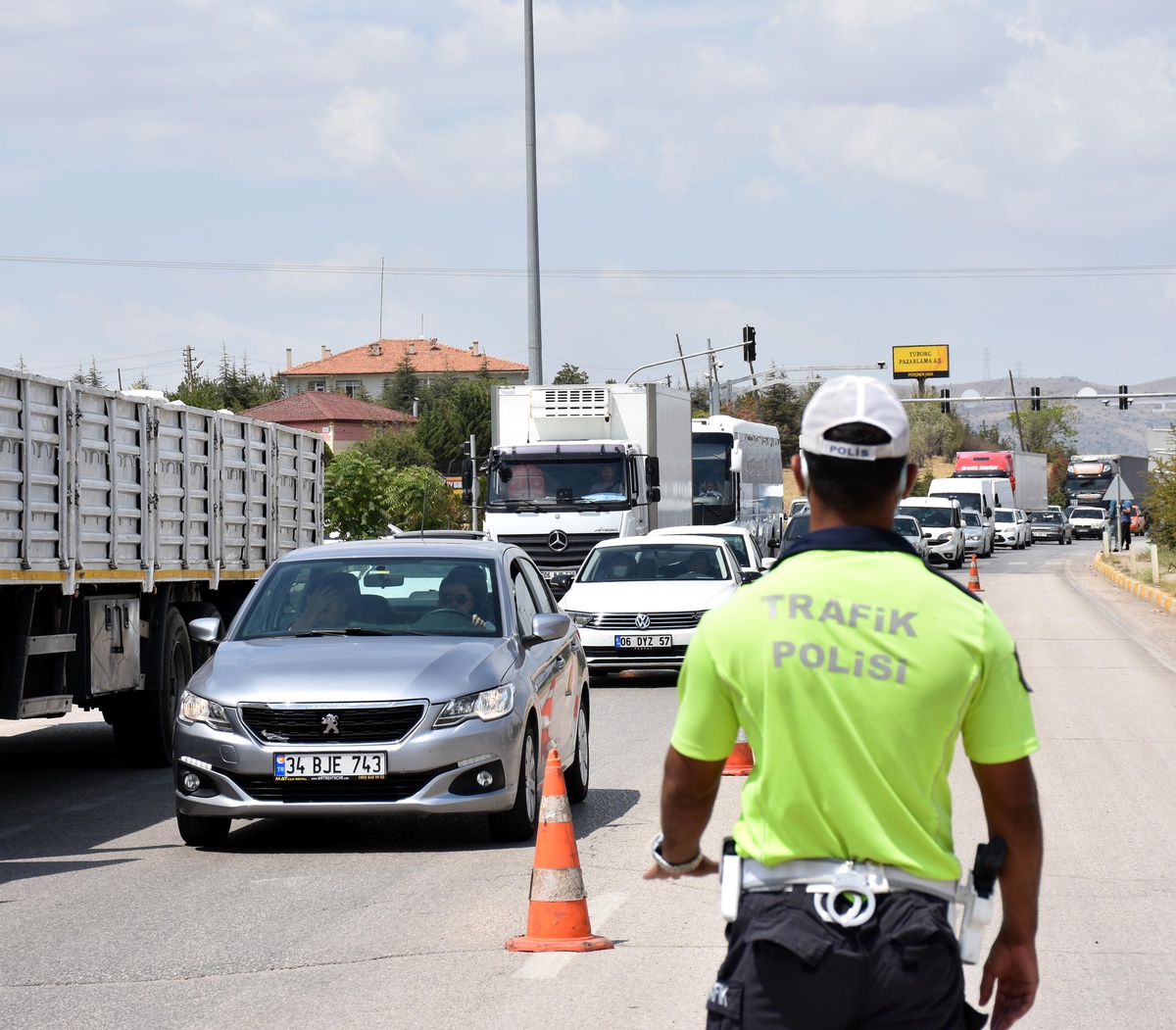 43 ilin geçiş noktası olan "kilit kavşak" Kırıkkale\'de otobüs denetimleri artırıldı