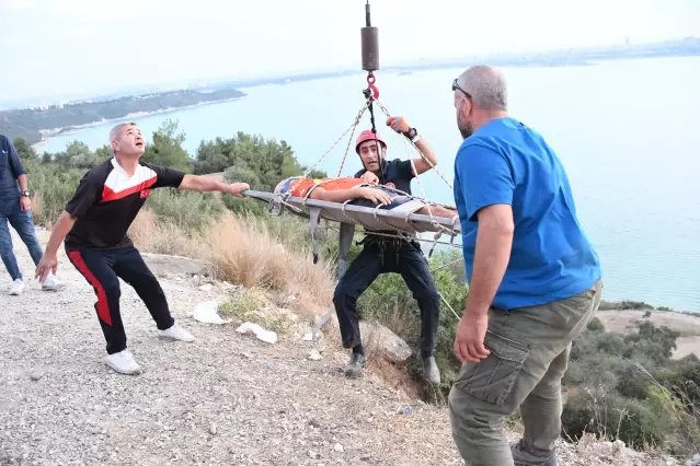 Uçuş yapacağı tepeden düşen paraşütçü kurtarıldı