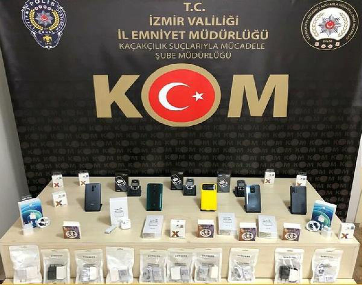 İzmir\'de 2 milyon liralık kaçak ürün ele geçirildi