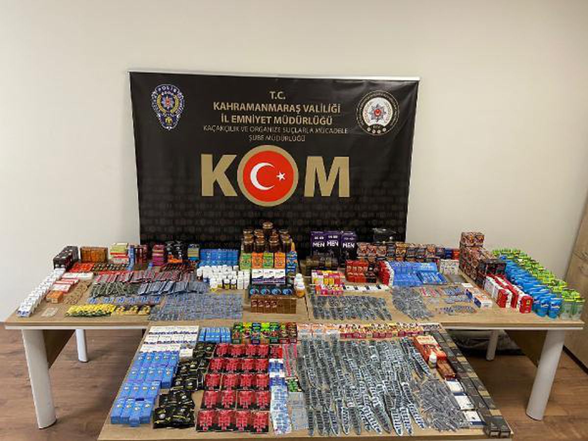 Son dakika haber! Kahramanmaraş\'ta 10 bin 90 cinsel içerikli ürün ele geçirildi