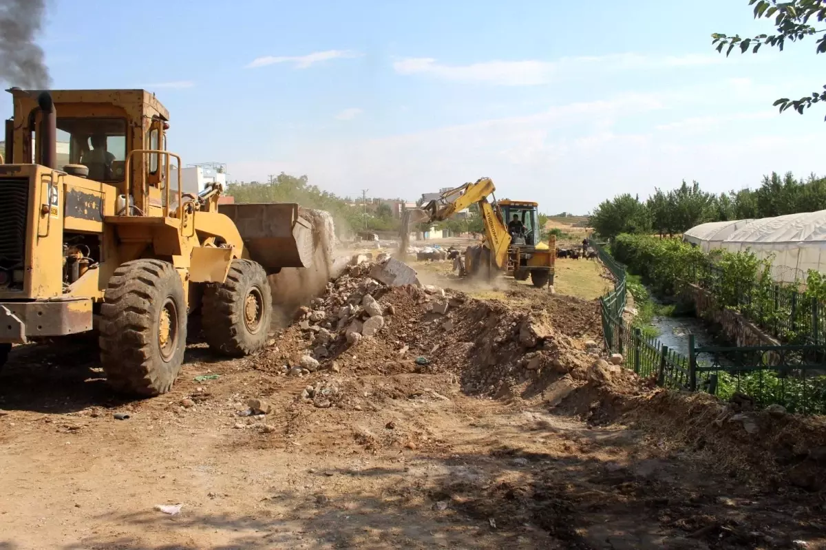 Kanal Boyu Parkı\'nın ikinci etap çalışmalarına başlandı