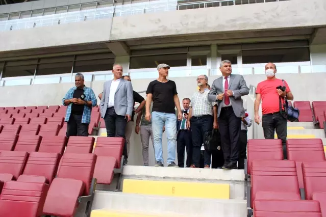 Lütfü Savaş: Boupendza için 2 ciddi kulüp var. Biri Avrupa, diğeri Orta Doğu'dan Lütfü Savaş: Boupendza için 2 ciddi kulüp var. Biri Avrupa, diğeri Orta Doğu'dan