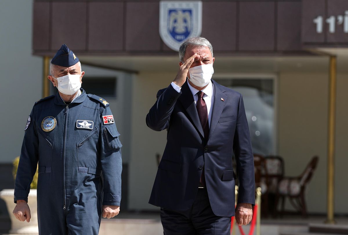 Milli Savunma Bakanı Akar\'dan önemli ziyaret