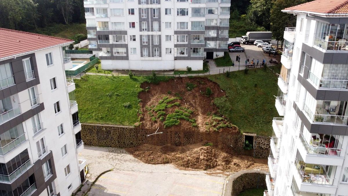 Ordu\'da heyelan nedeniyle boşaltılan 96 daireli sitede son durum