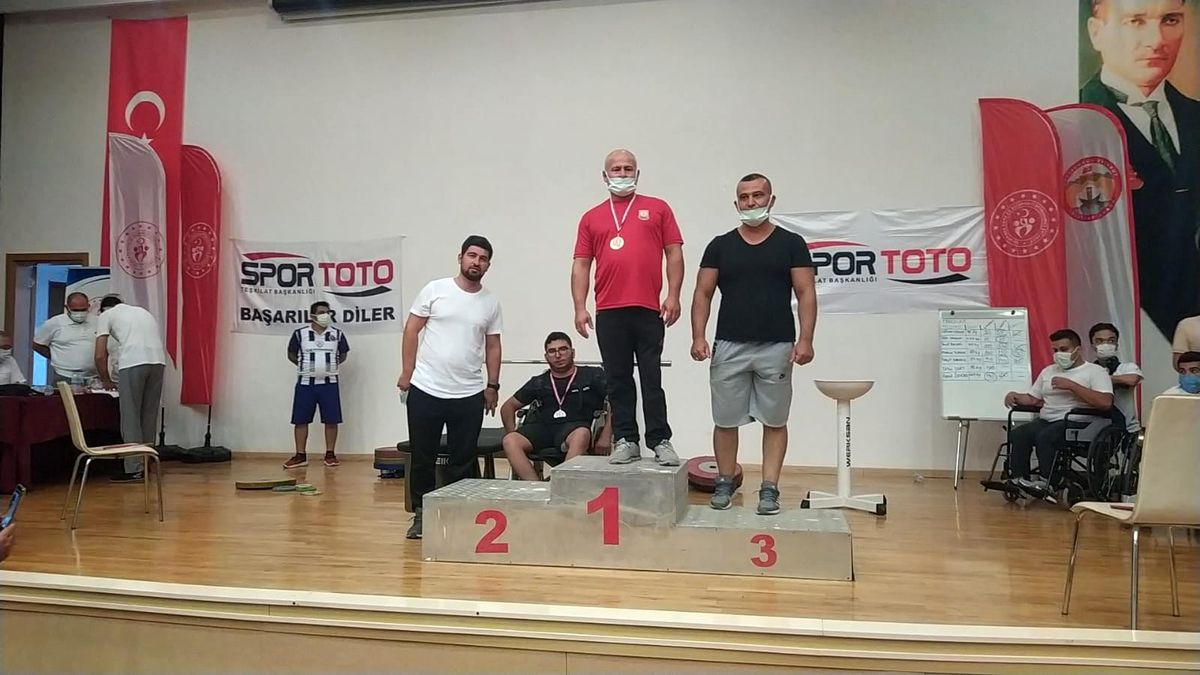 Şanlıurfalı halterciler şampiyonaya damga vurdu