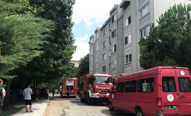 Son dakika haber! 5 katlı binada çıkan yangında hastanelik oldu