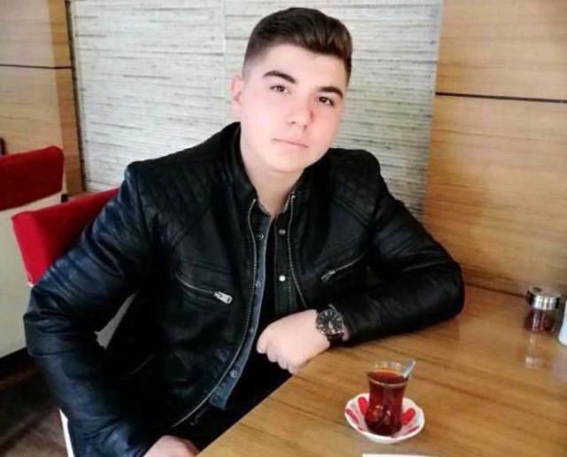 Ankara'daki bıçaklı kavgada yaralanan Emirhan, hayatını kaybetti